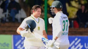 Teenager Lhuan-dre Pretorius Erases Javed Miandad's Record, Youngest Ever to Score 150 in Test Cricket