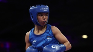 Nikhat Zareen Edges Past Nishinaka, Secures Quarterfinal Berth at World Boxing Championships