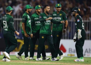 Pakistan Coach Issues Bold Spinner Claim, Rattling India Ahead of Asia Cup Showdown