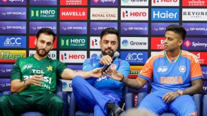 Asia Cup Controversy: Did Suryakumar Yadav Intentionally Avoid Handshake with Pakistan Captain? Viral Video Reveals the Truth