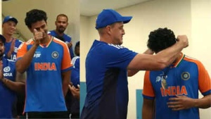 Asia Cup: Shubman Gill Jokingly Orders Shivam Dube to 'Dance or Give a Speech' After Impactful Performance